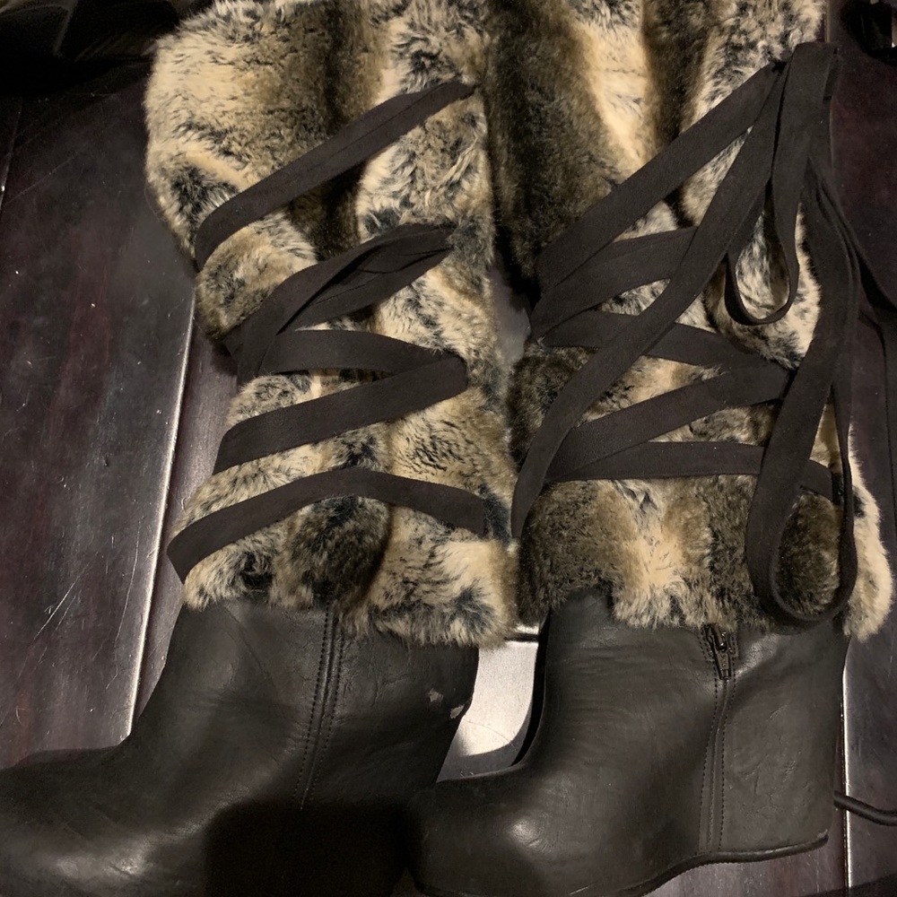 Faux fur boot wedges